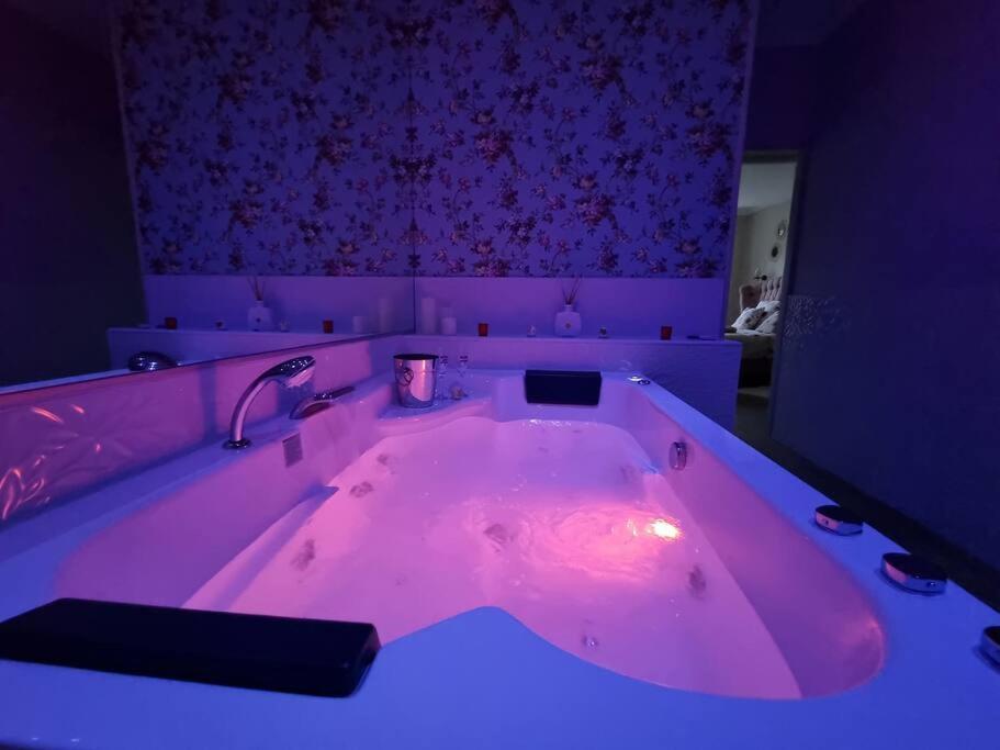 La Bulle Romantique Calais Exterior foto